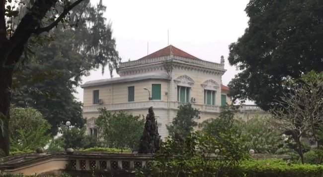 Первая бумажная фабрика в Ханое и резиденция ее директора