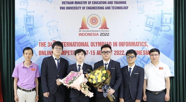 Вьетнамская команда на Международной олимпиаде по информатике завоевала 4 медали