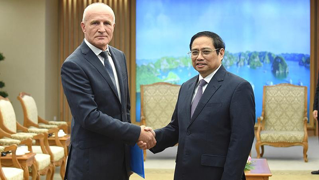 Премьер-министр Вьетнама принял делегацию российских ученых