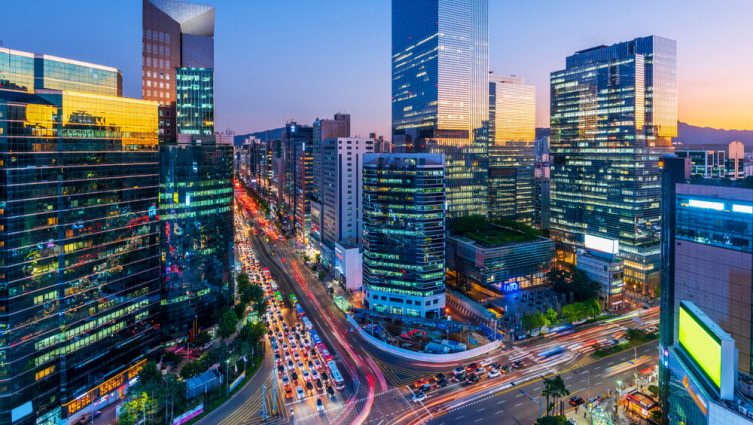 Корея выдает визы вьетнамским стажерам в сфере высоких технологий