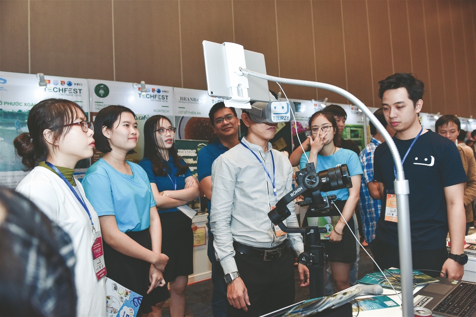 В 2021 г более 1,4 млрд долларов венчурного капитала были инвестированы во вьетнамские инновационные стартапы