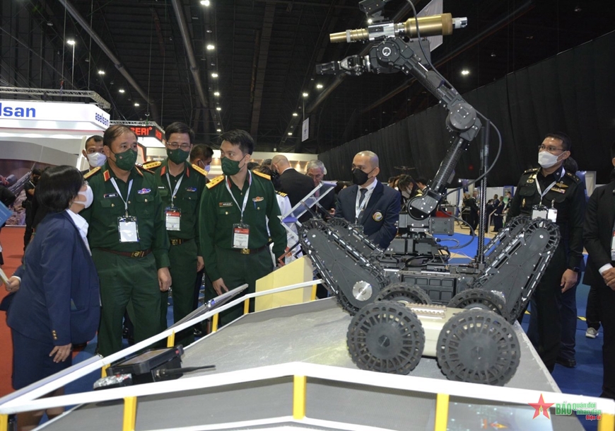 Вьетнам принял участие в выставке «Оборона и безопасность-2022» в Таиланде