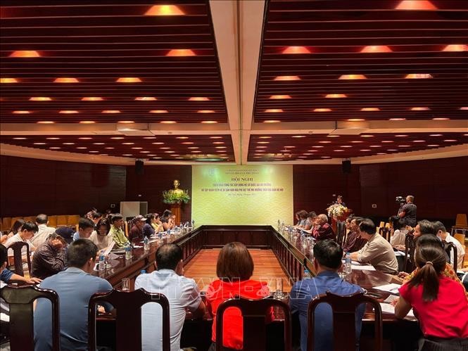 Составление досье о культурном наследии Момыонг для представления на рассмотрение ЮНЕСКО