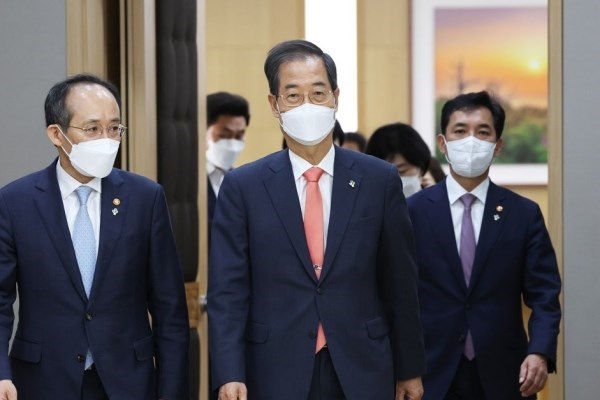 Премьер-министр Южной Кореи Хан Дак Су совершает визит в три страны Латинской Америки