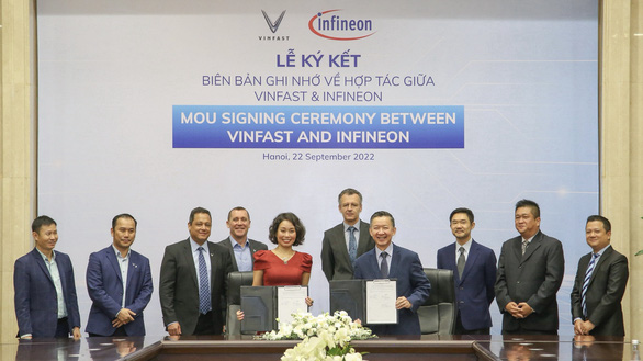 VinFast и Infineon расширяют сотрудничество в области производства электромобилей