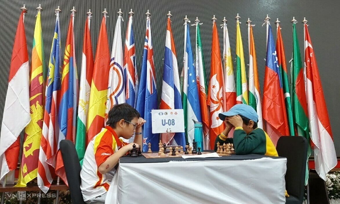 Вьетнам возглавил молодежный чемпионат Азии по шахматам