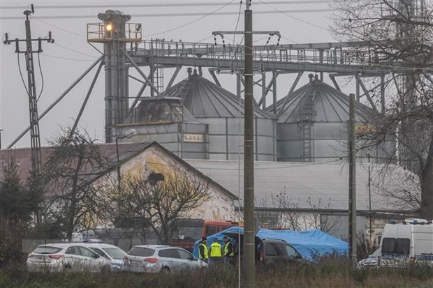 Глава Минобороны Бельгии Людивин Дедондер сообщила, что взрыв в Польше мог стать результатом работы системы ПВО Украины