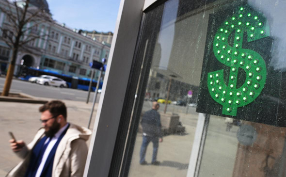 Россия намерена отвязать внешнеторговые контракты с дружественными странами от курса доллара