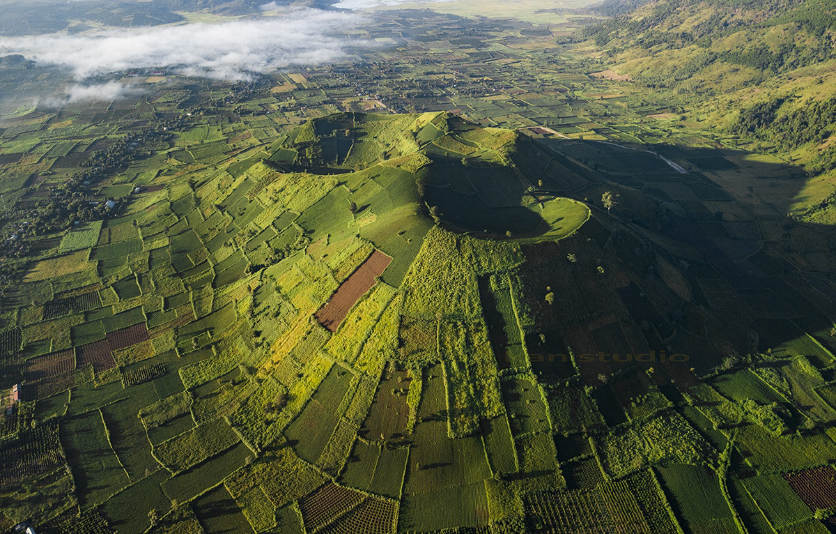 Вулкан Тьыдангя обладает первобытной, чистой и привлекательной красотой просторной земли Тэйнгуен