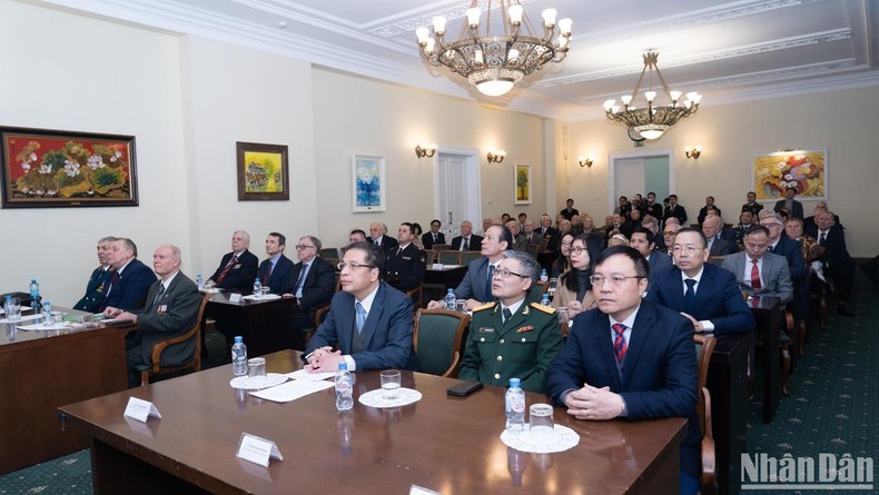 Победу «Дьенбьенфу в воздухе» отпраздновали в России