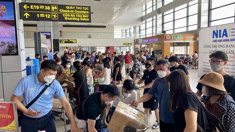 Ожидается, что аэропорт Нойбай примет около 80 000 пассажиров в день во время Лунного Нового года