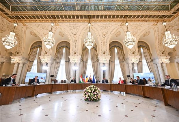 Страны ЕС выступают за диверсификацию энергоснабжения