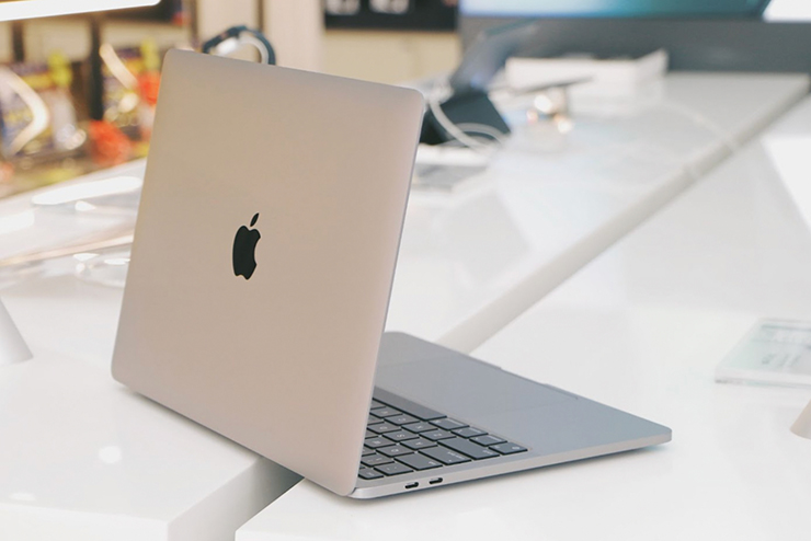 Apple будет производить MacBook во Вьетнаме с середины 2023 года