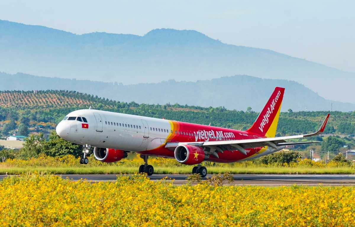 Vietjet возобновляет два рейса в РК