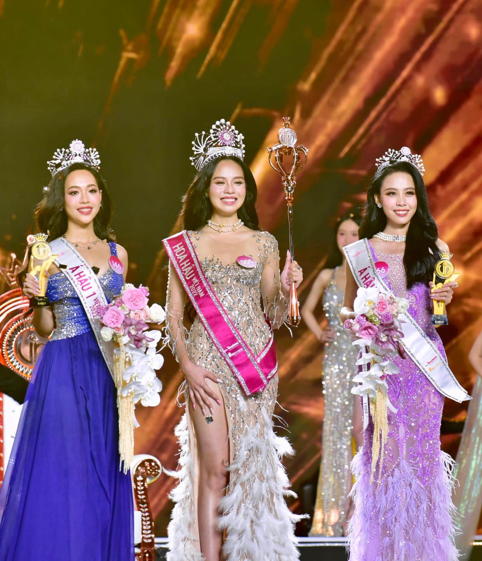 Хуинь Тхи Тхань Тхюй стала «Мисс Вьетнам 2022»