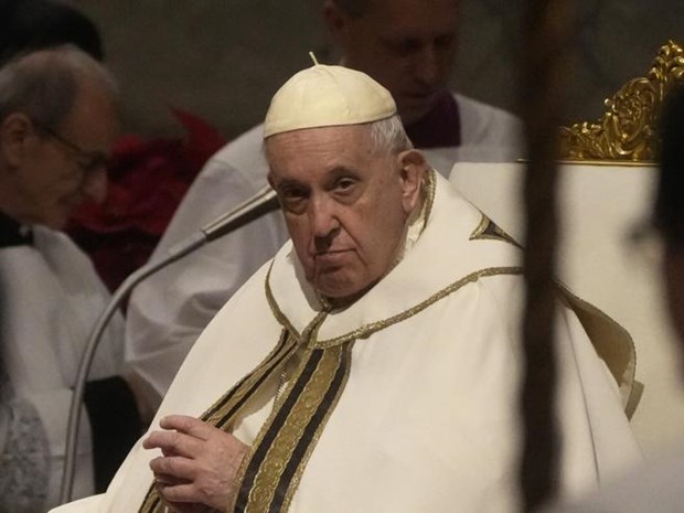 Папа римский в рождественском послании призвал завершить конфликт в Украине