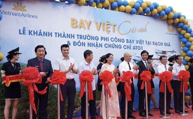 Vietnam Airlines открыла летную школу “Bay Viet” в Ратьжа