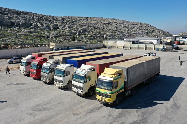 Первая колонна ООН с гуманитарной помощью прибыла в Сирию