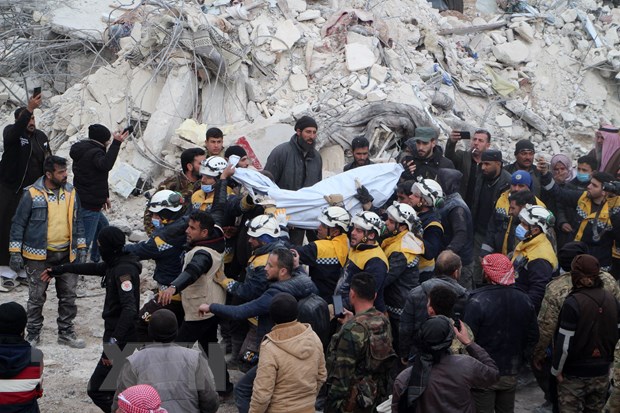 Число погибших при землетрясениях в Турции и Сирии превысило 37 тысяч человек