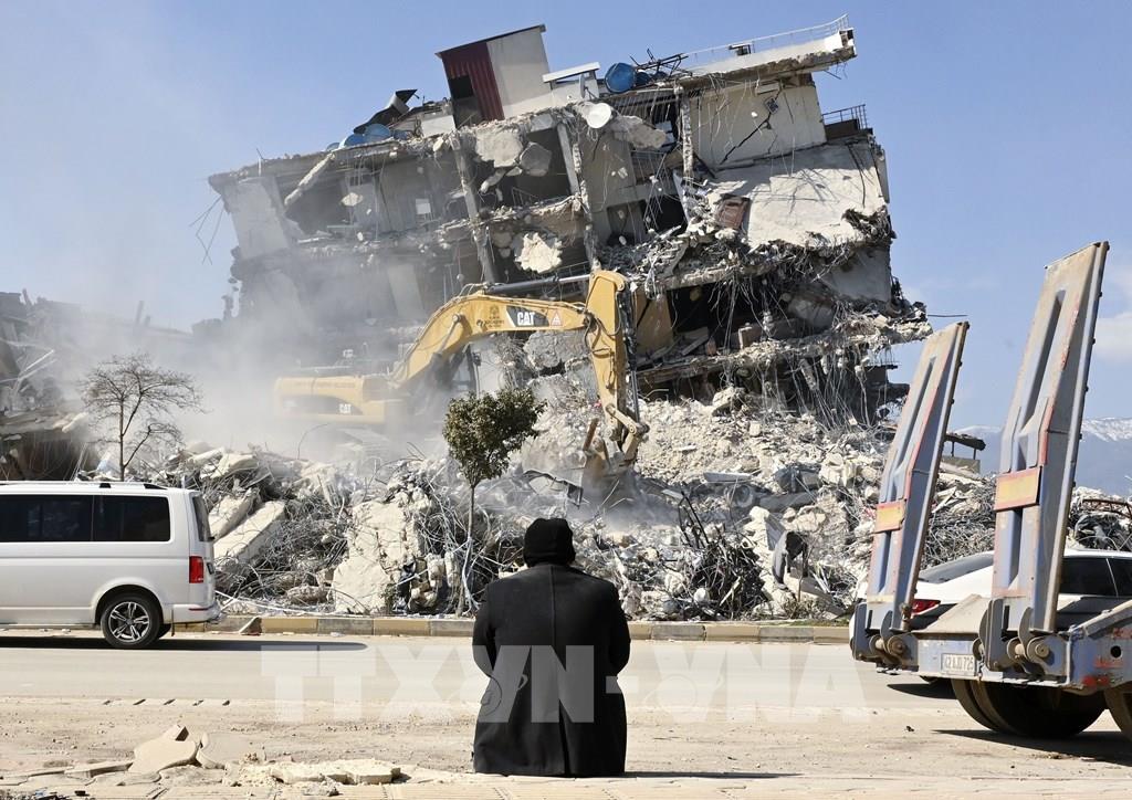 В Турции произошло два новых мощных землетрясения