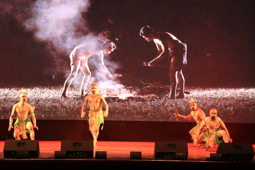 Художественное представление в честь установления дипломатических отношений между Вьетнамом и Австралией