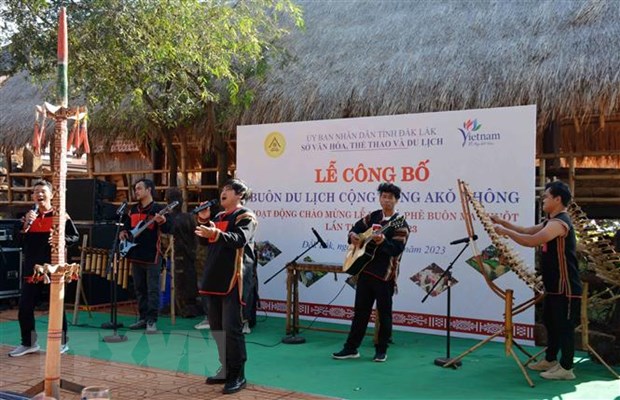 Развитие общественного туризма в Ако Дхонг – красивейшем селении провинции Даклак