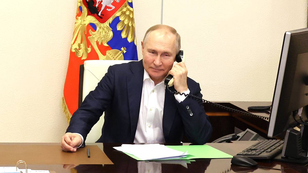 Президент РФ поздравил Во Ван Тхыонга с избранием на должность президента Вьетнама