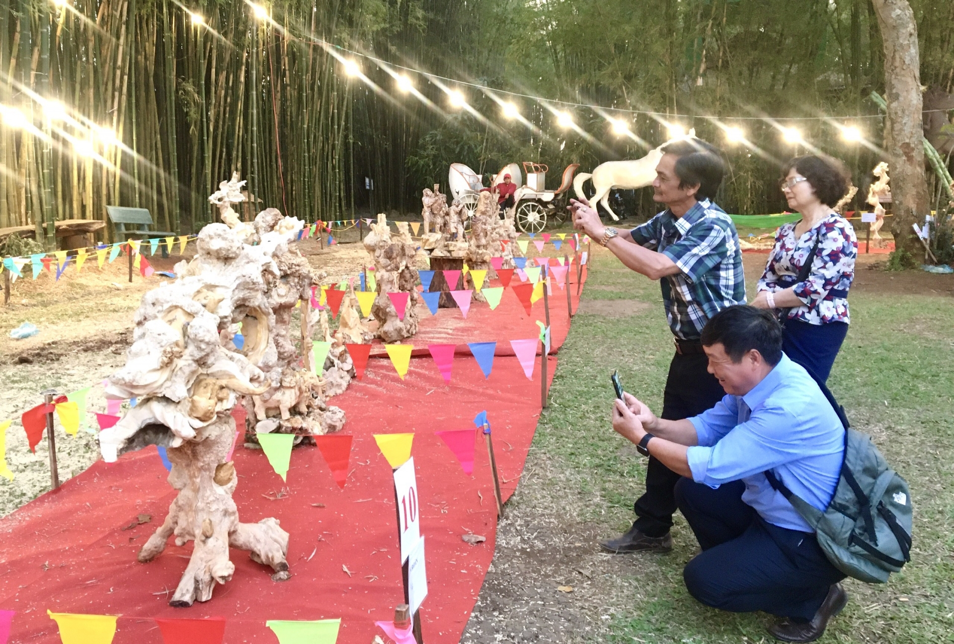 Фестиваль кофе Буонматхуот Закрылся конкурс по созданию продуктов изобразительного искусства
