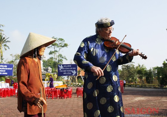 Ветеран США Майк Бём «Возвращение в Куангнгай похоже на возвращение домой»