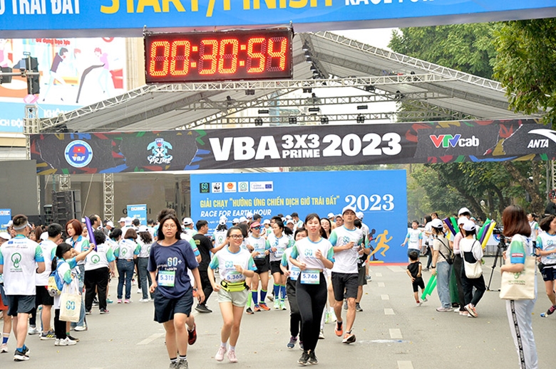 Бег в ответ на кампанию «Час Земли 2023»