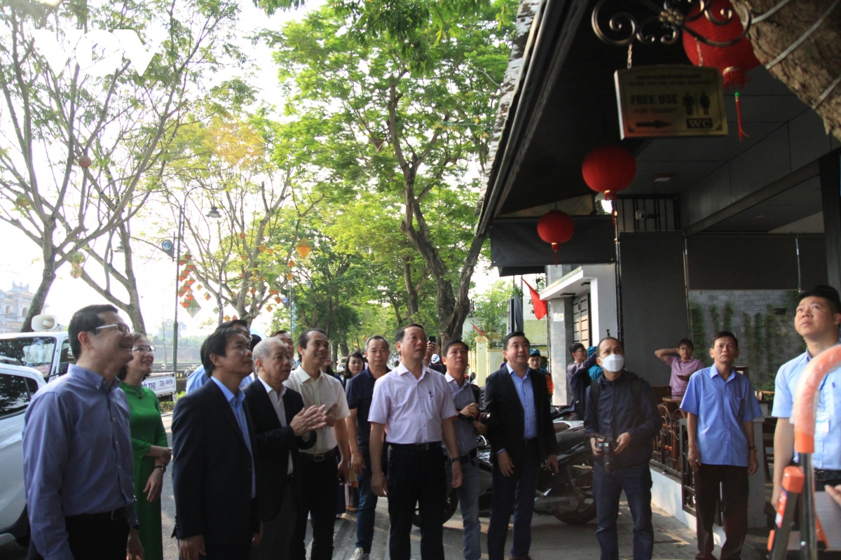 К концу апреля Хюэ планирует построить 300-500 бесплатных туалетов для туристов