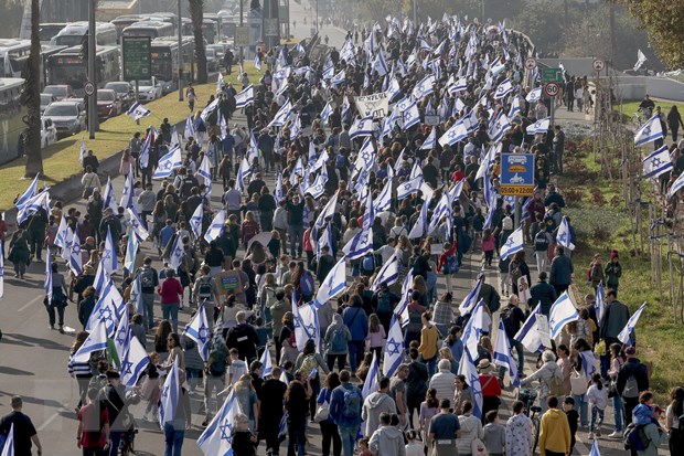 В Израиле тысячи человек вышли на протесты против судебной реформы