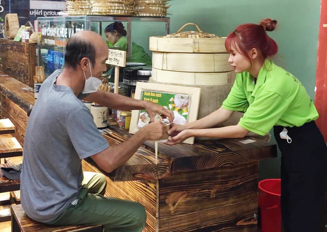 История доброты вегетарианский ресторан, который принимает оплату улыбкой