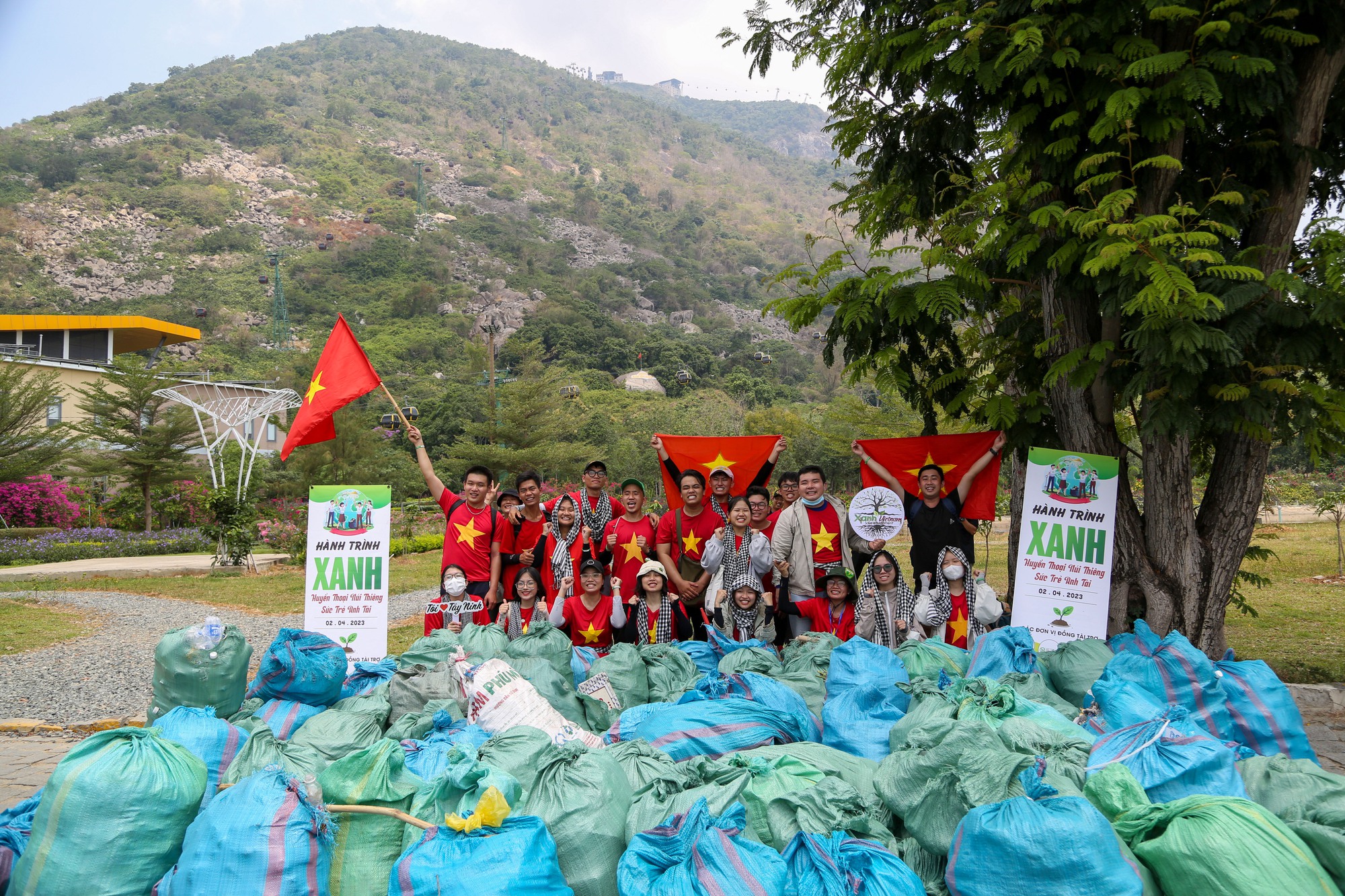 Собрано более 150 мешков мусора по пути на гору Баден