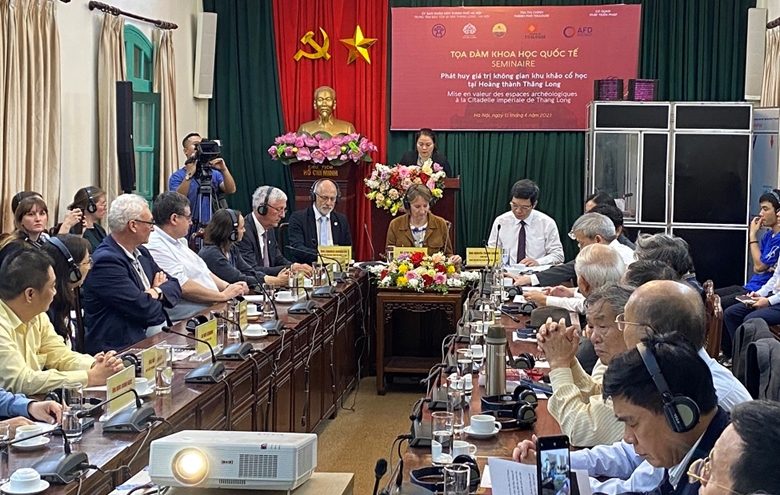 Вьетнамские и французские эксперты обсуждают сохранение и продвижение ценностей императорской цитадели Тханглонг