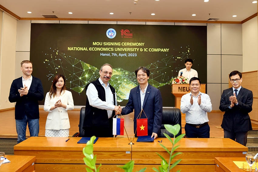 Ведущий российский разработчик программного обеспечения расширяет сотрудничество во Вьетнаме