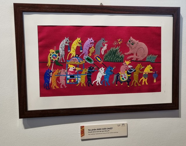 Выставка картин, изделий ручной работы людей с ограниченными возможностями