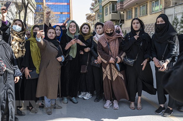 Совбез ООН принял резолюцию с призывом отказаться от запрета на работу женщин в Афганистане