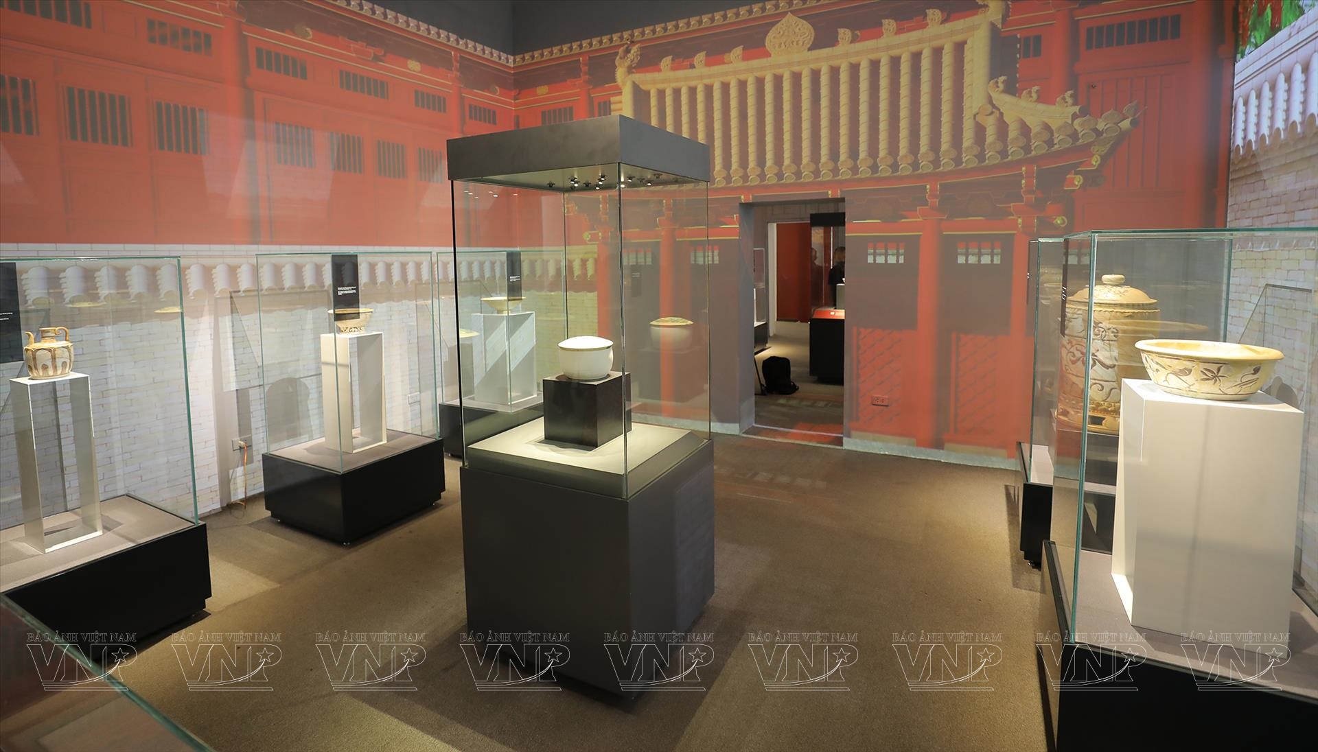 Сокровища императорского дворца Тханглонга