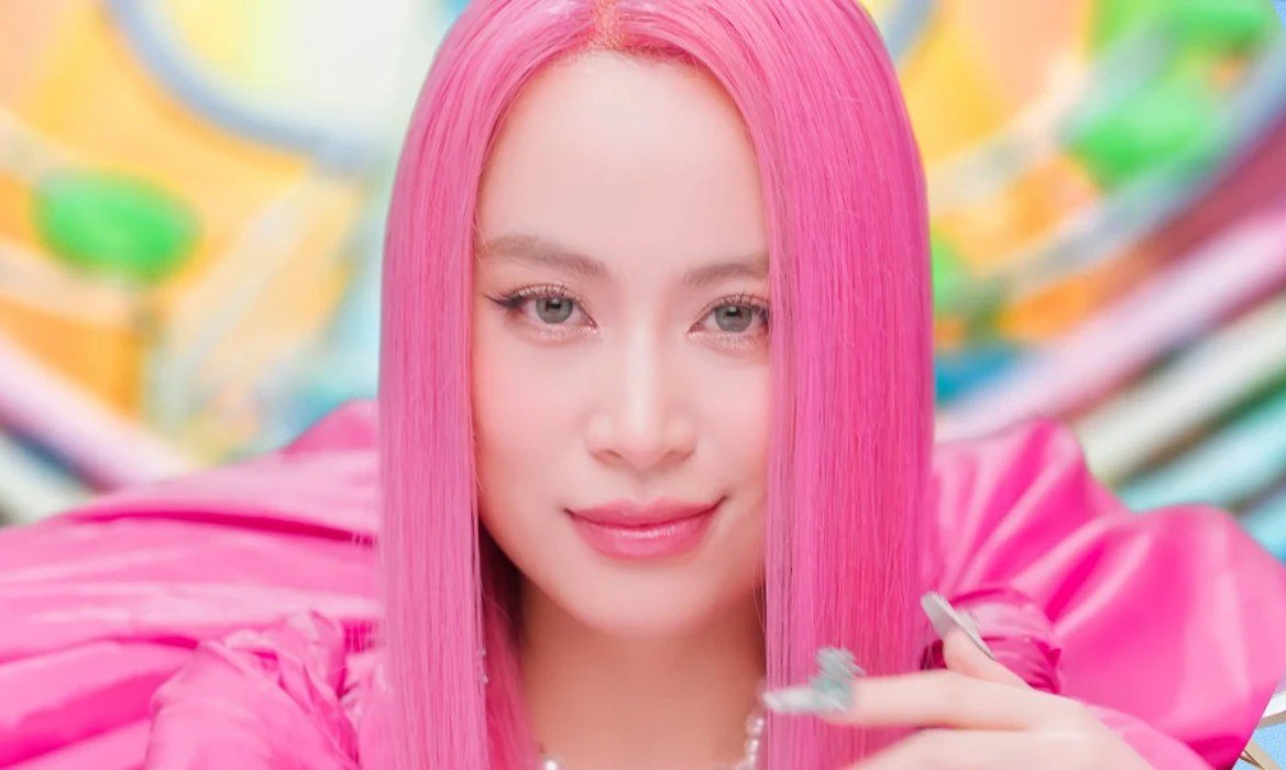 Международные знаменитости в восторге от вирусной вьетнамской мелодии