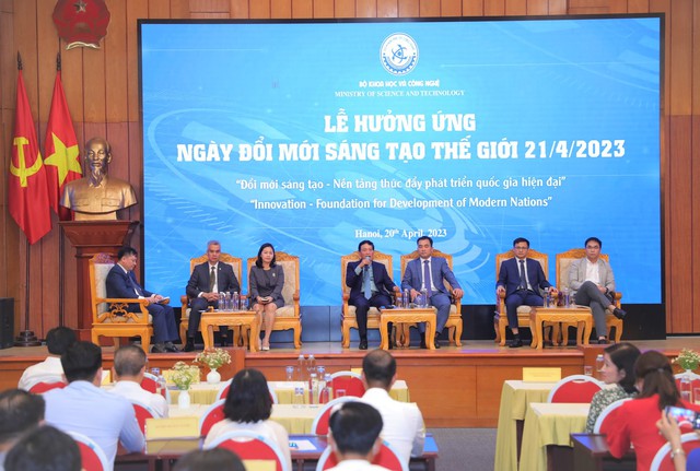 Российско-вьетнамский тропический центр провели разные мероприятия, посвященные вьетнамскому дню науки и технологий