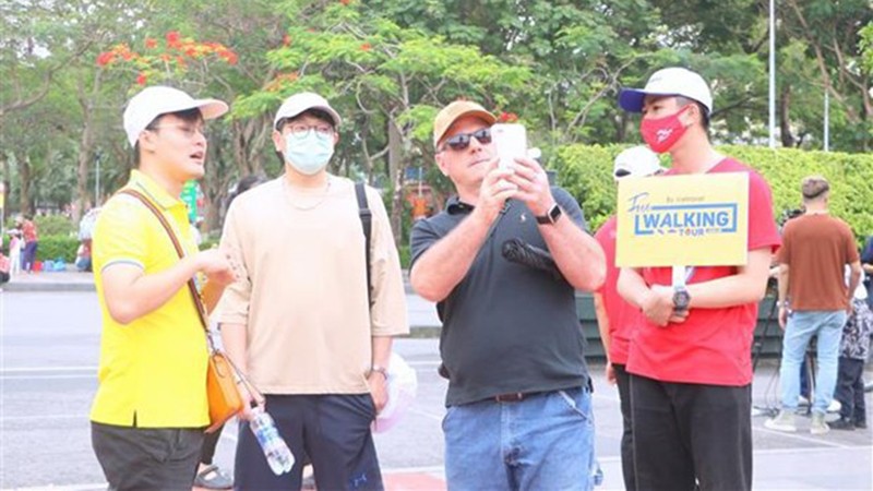 Хайфон запустил бесплатную пешеходную экскурсию