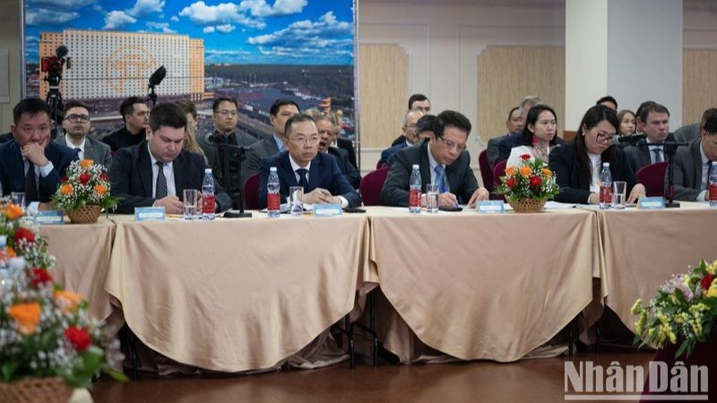 Обсуждение решений для преодоления трудностей во вьетнамско-российском сотрудничестве