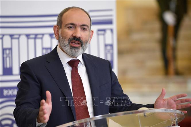 Премьер-министр Армении проведет переговоры в Москве с президентом Азербайджана