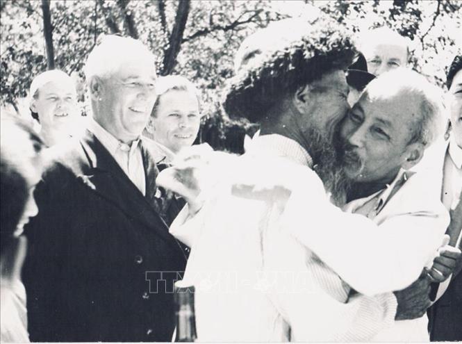 Президент Хо Ши Мин в Казахстане