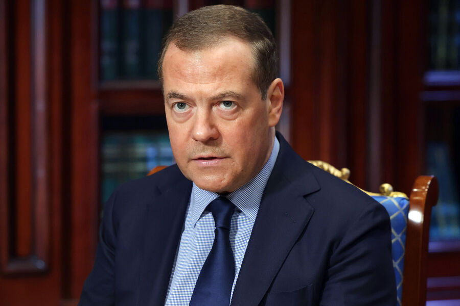 Зампред Совбеза РФ Дмитрий Медведев прибыл в Ханой с визитом