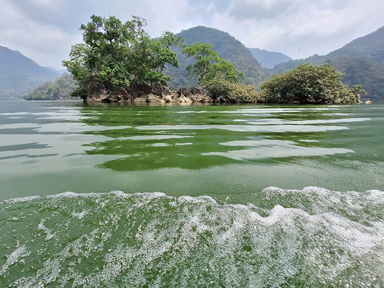 Озеро Бабе – изумруд посреди гор и лесов