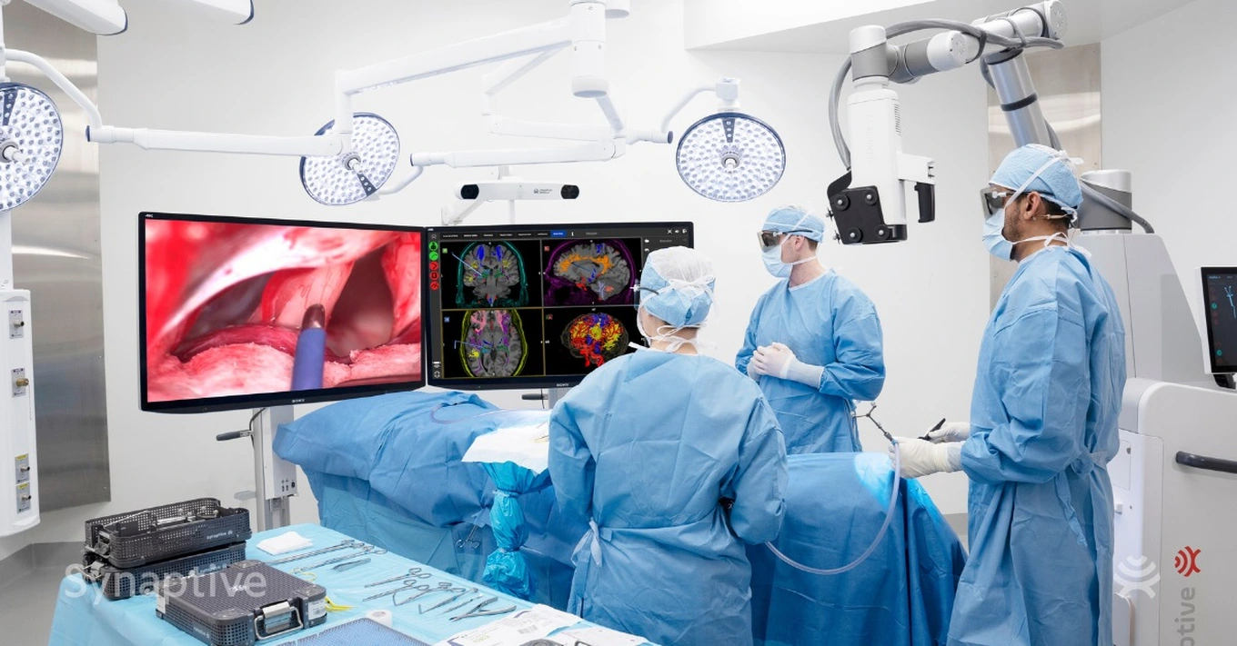 Вьетнам — одна из первых 10 стран, использующих интеллектуальных роботов для операций на головном мозге