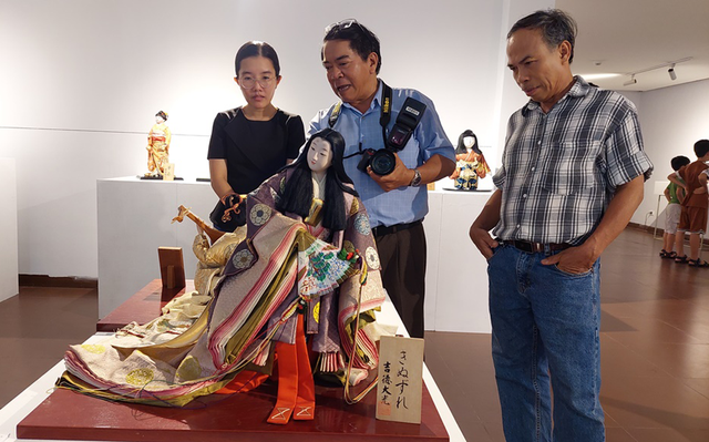 В Дананге проходит уникальная выставка японских кукол