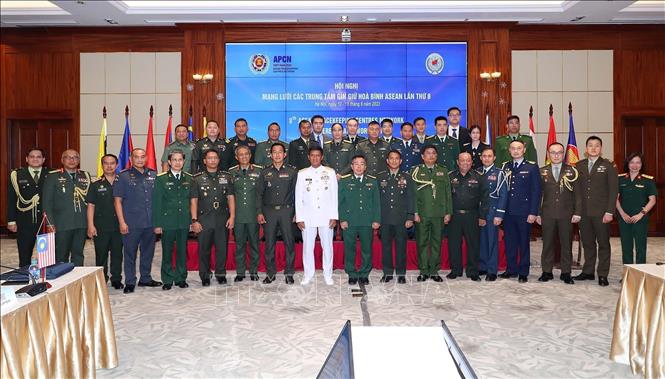 В Ханое закрылась 8-я конференция Сети миротворческих центров АСЕАН